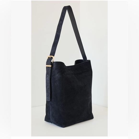 Madewell Essential Bucket Tote Suede Deep Indigo - Picture 3 of 12